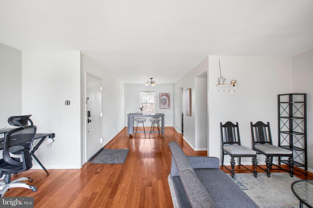 788 QUINCE ORCHARD BOULEVARD Unit: 201