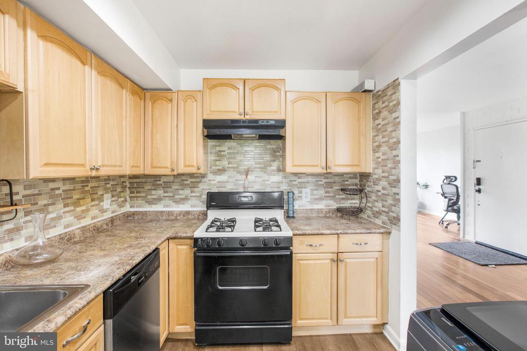 788 QUINCE ORCHARD BOULEVARD Unit: 201