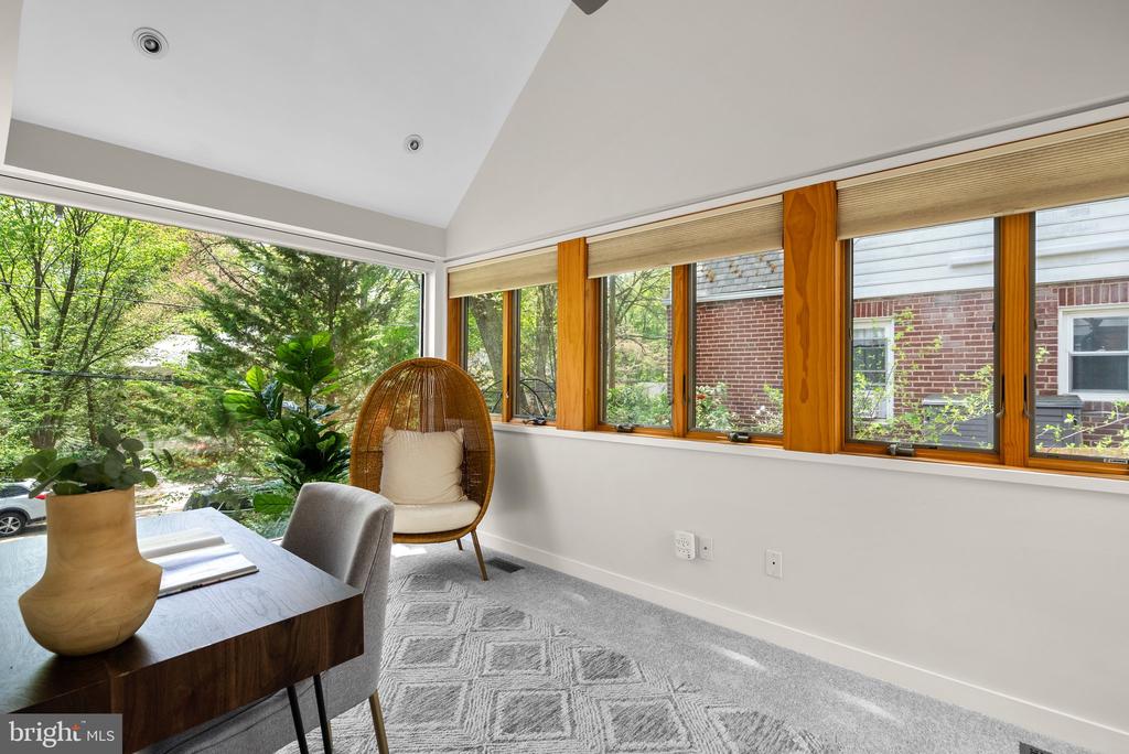 1104 MERWOOD DRIVE