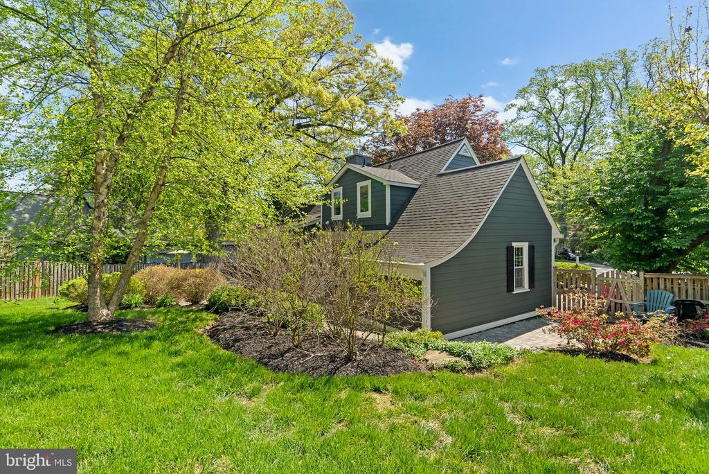 507 ELLSWORTH DRIVE