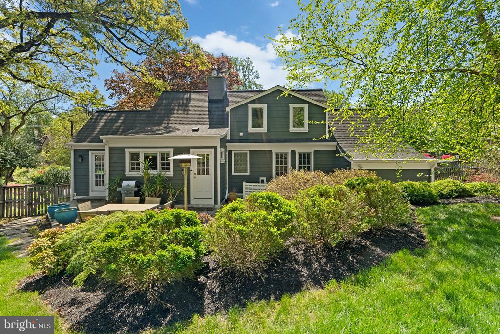 507 ELLSWORTH DRIVE