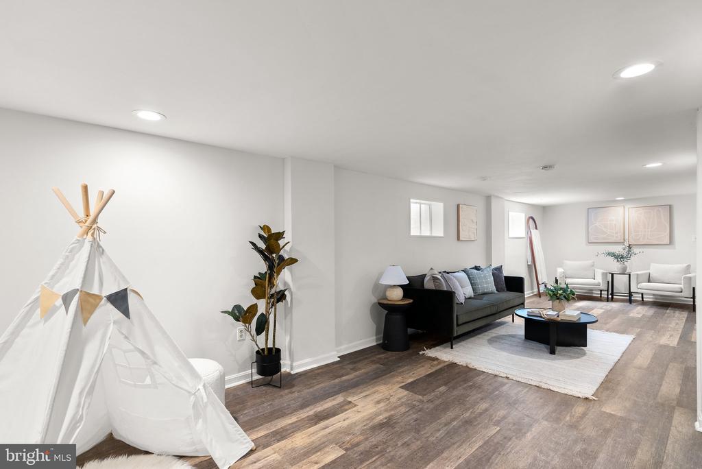 507 ELLSWORTH DRIVE