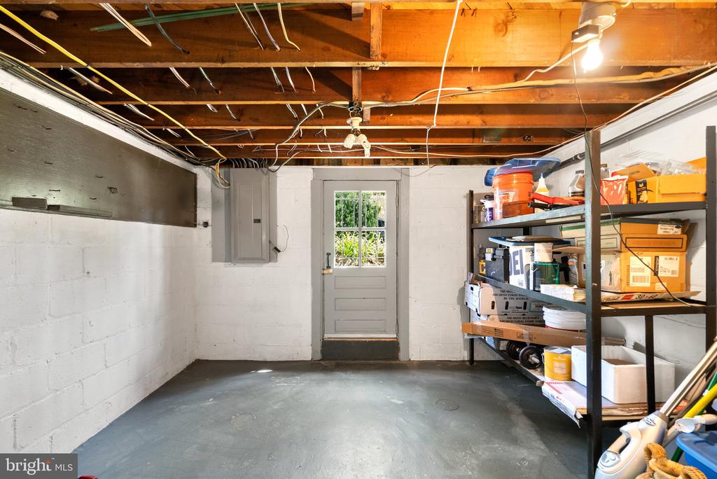 507 ELLSWORTH DRIVE