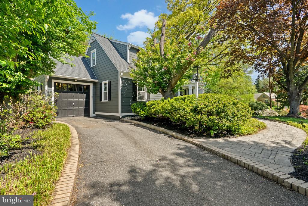 507 ELLSWORTH DRIVE