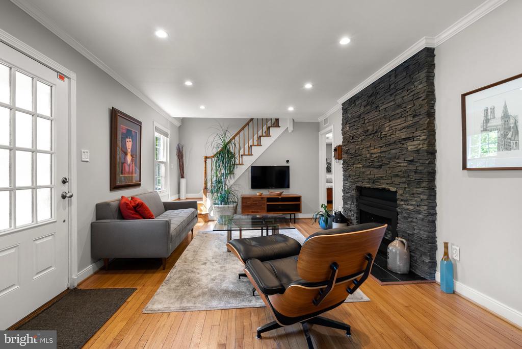 507 ELLSWORTH DRIVE