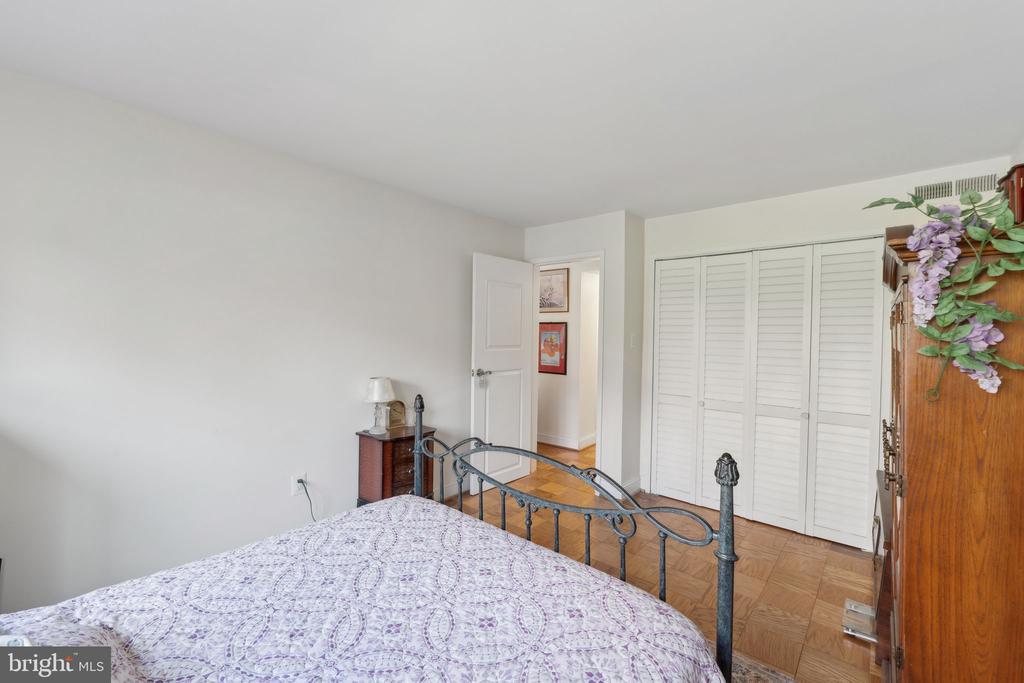 10440 ROCKVILLE PIKE Unit: 101
