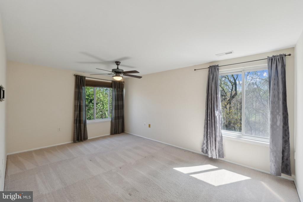 13211 CHALET PLACE Unit: 4-301