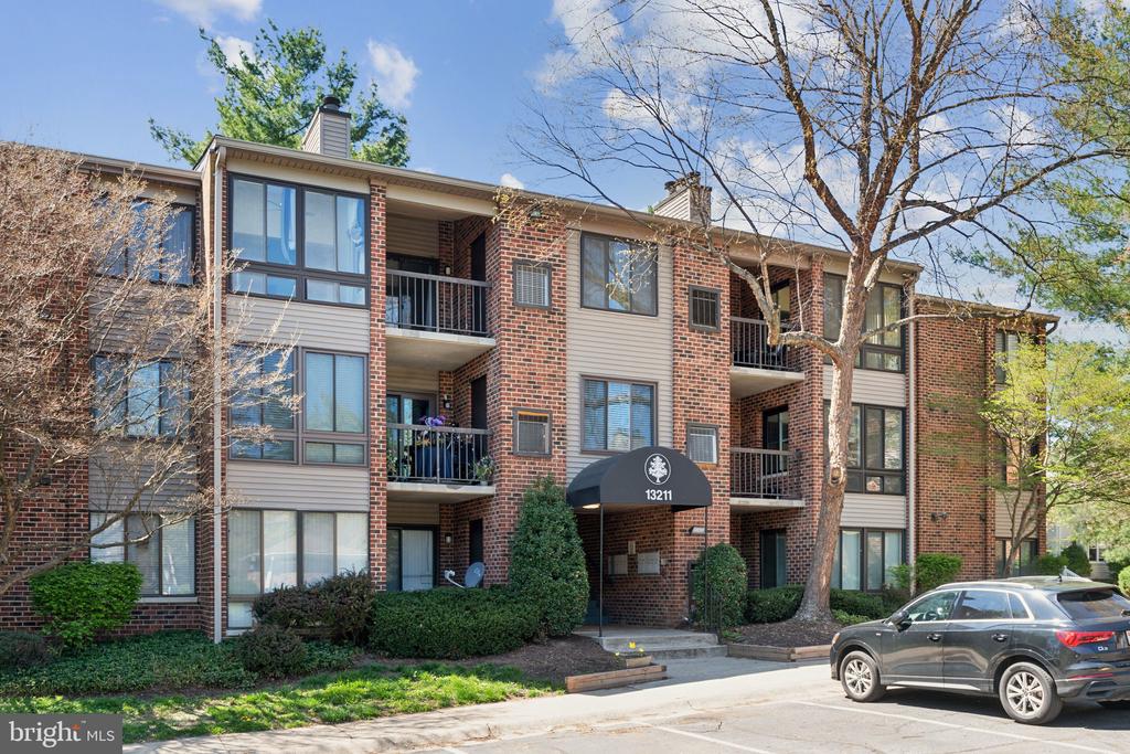 13211 CHALET PLACE Unit: 4-301