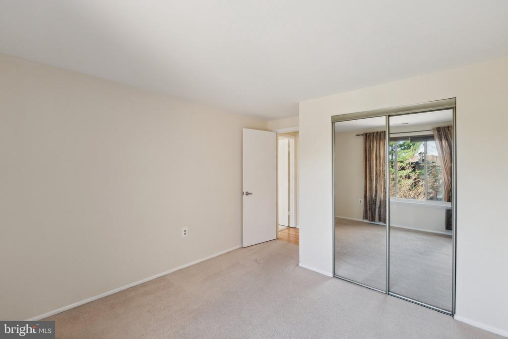 13211 CHALET PLACE Unit: 4-301