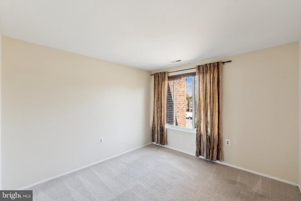 13211 CHALET PLACE Unit: 4-301