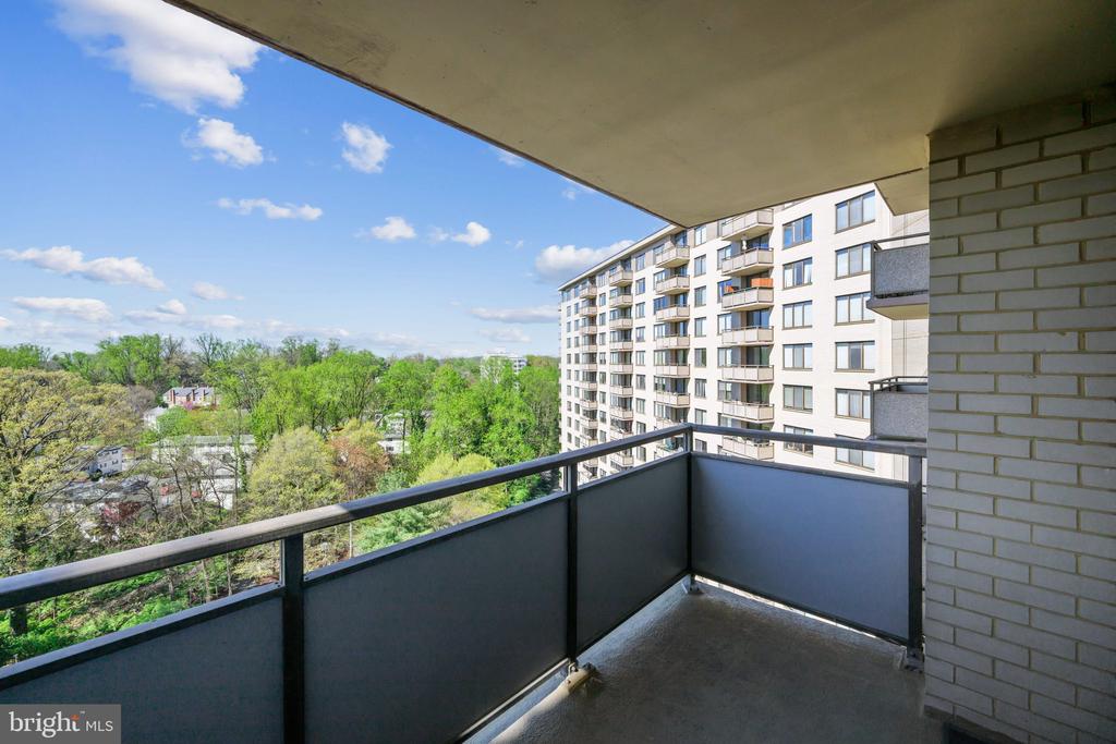 5225 POOKS HILL ROAD Unit: 1418S