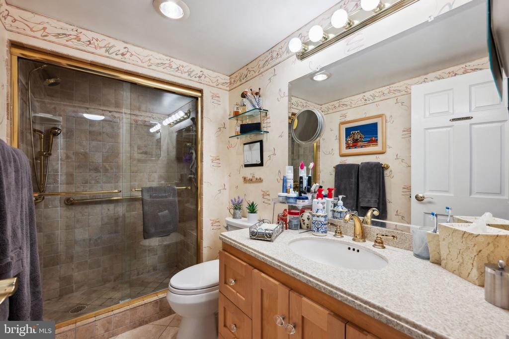 5225 POOKS HILL ROAD Unit: 1418S