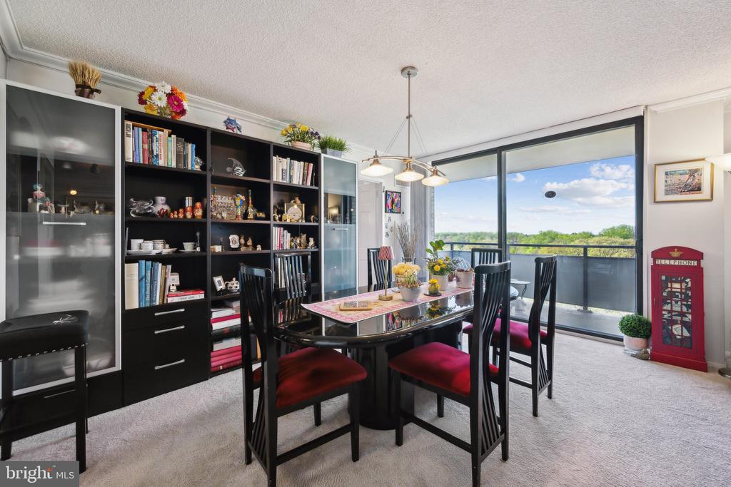 5225 POOKS HILL ROAD Unit: 1418S