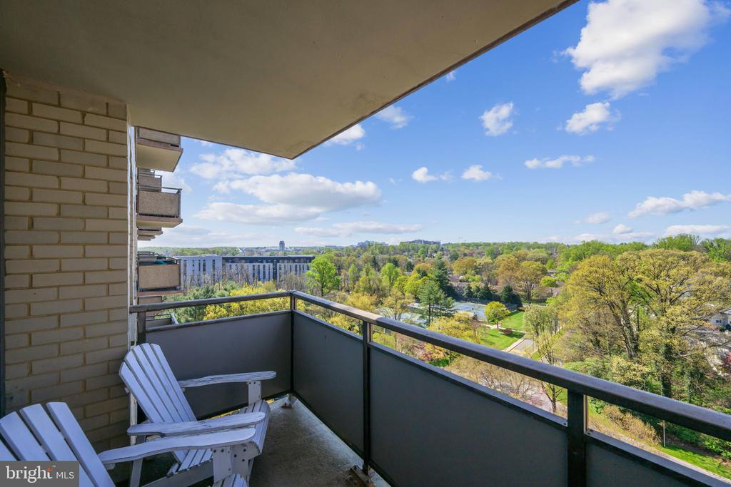 5225 POOKS HILL ROAD Unit: 1418S