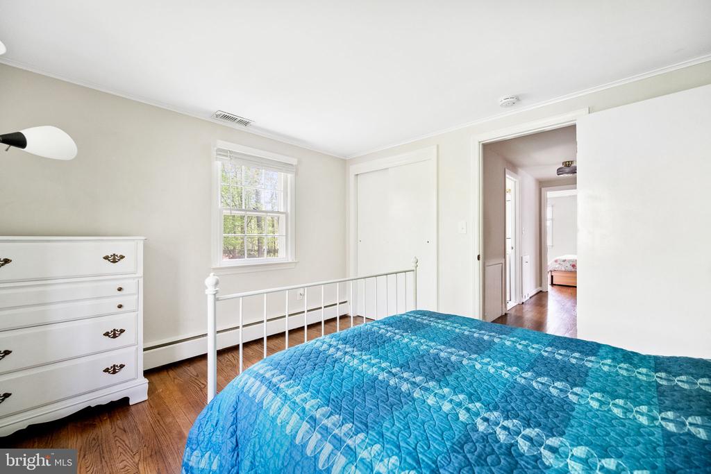 18801 WOODWAY