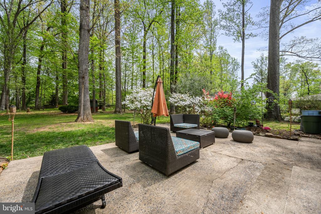 18801 WOODWAY