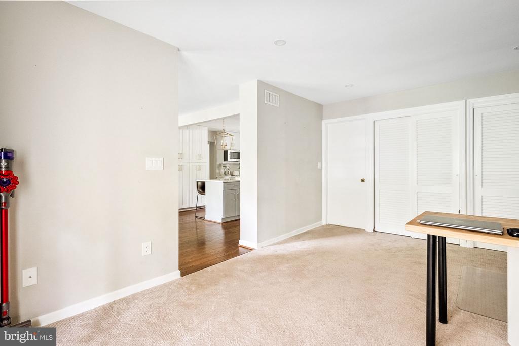 18801 WOODWAY