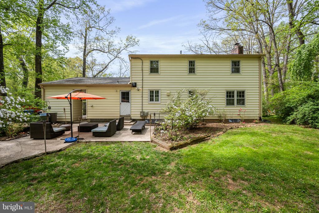 18801 WOODWAY