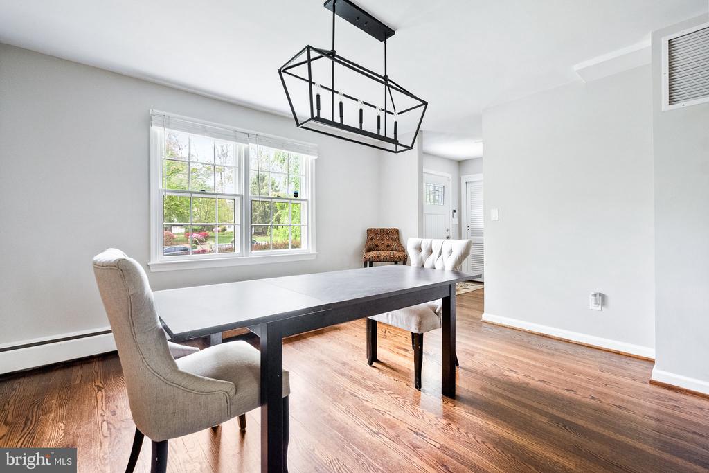 18801 WOODWAY