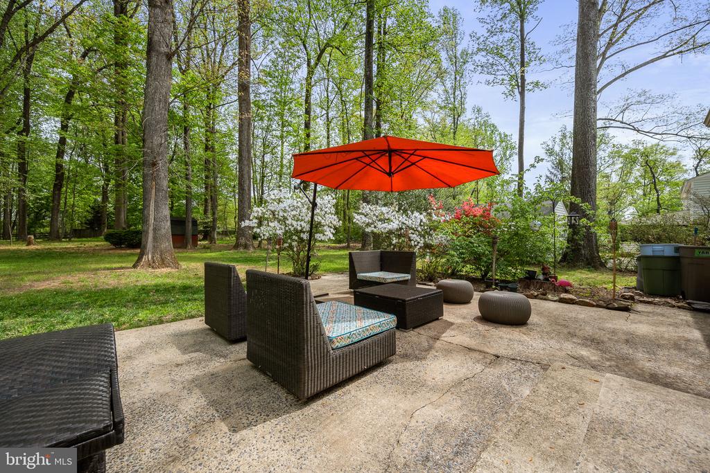 18801 WOODWAY