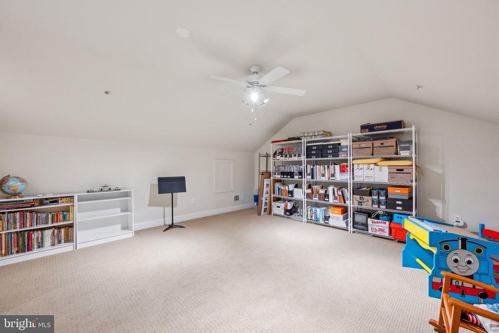 10223 OLDFIELD