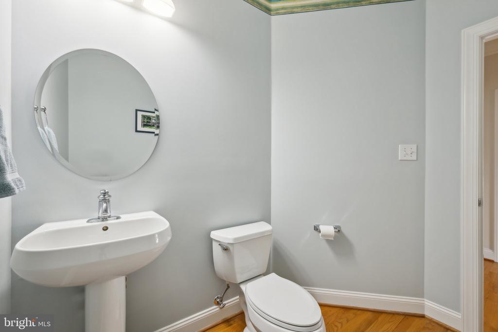 10223 OLDFIELD