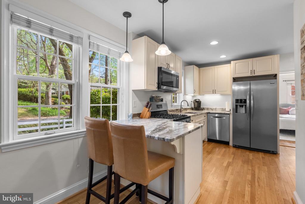 10406 BROOKMOOR DRIVE