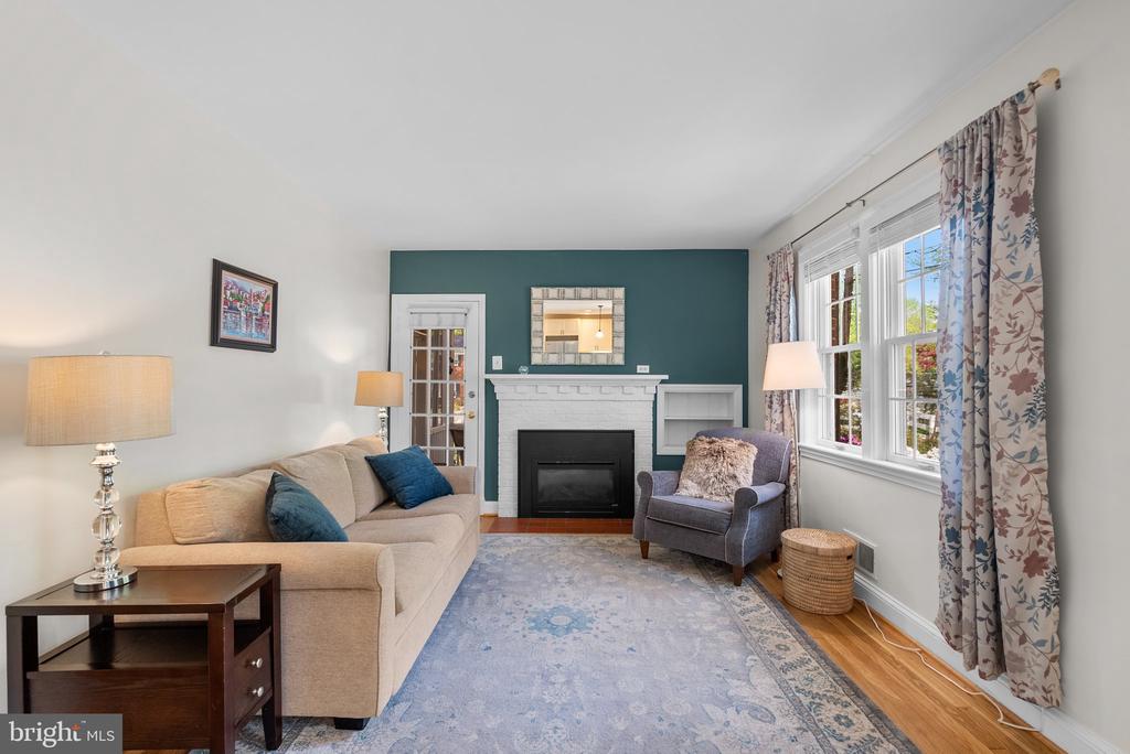 10406 BROOKMOOR DRIVE