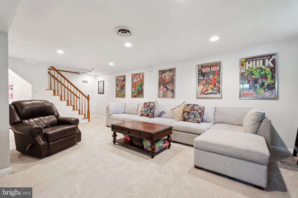 7205 PANORAMA DRIVE