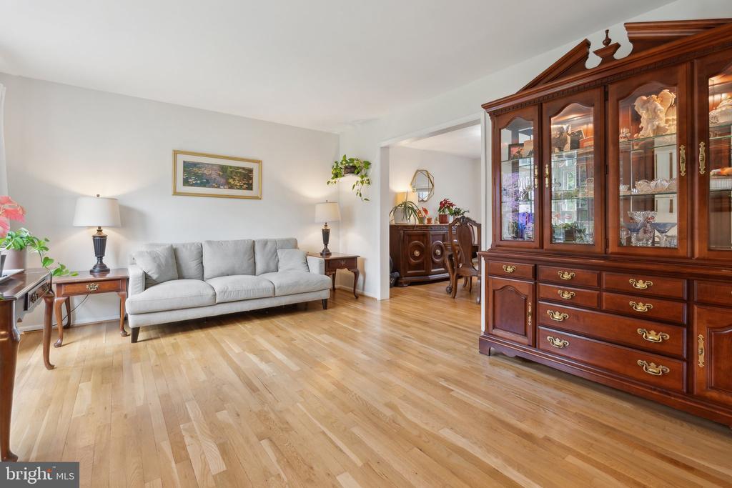 7205 PANORAMA DRIVE