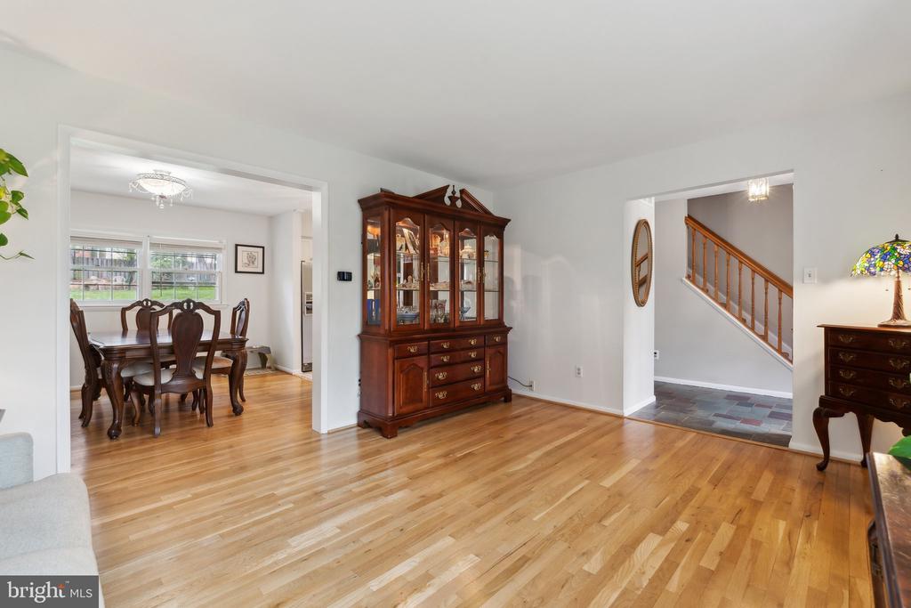7205 PANORAMA DRIVE