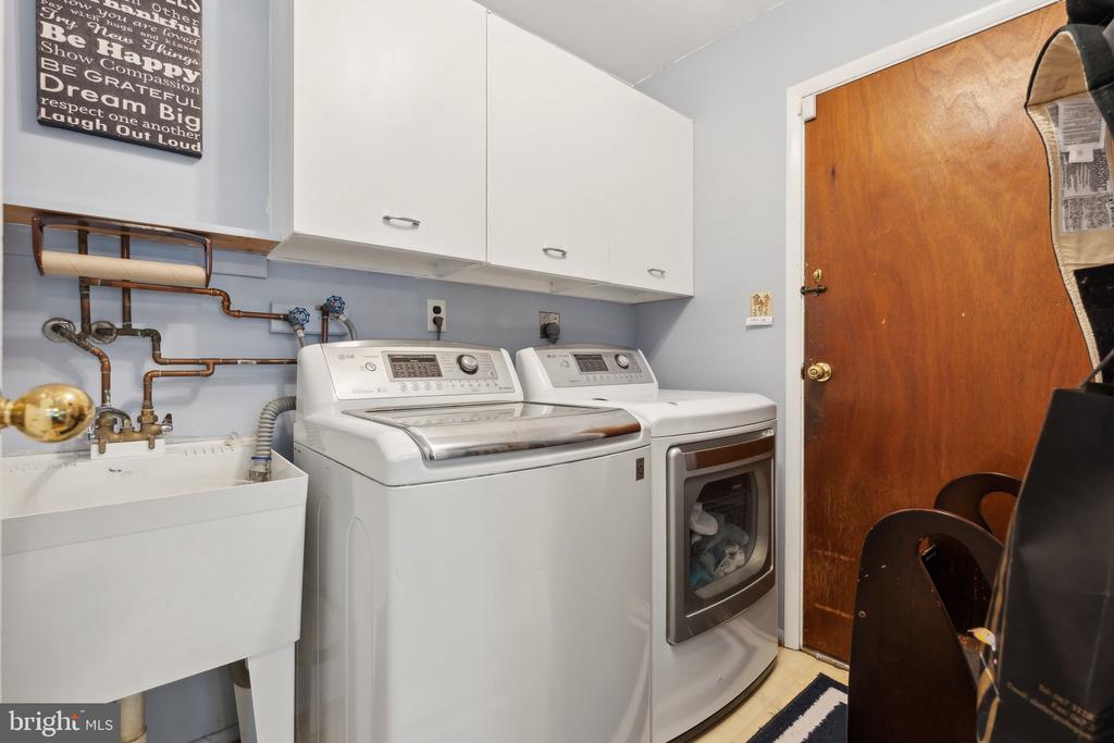 7205 PANORAMA DRIVE