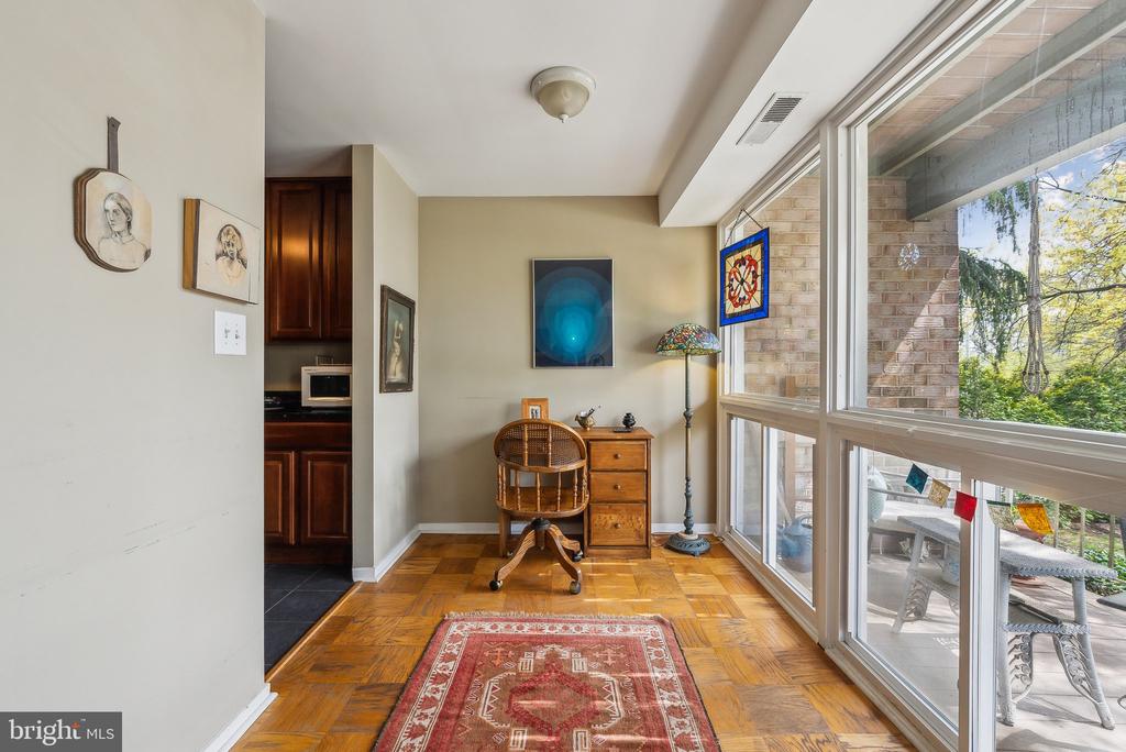 22 MANOR CIR Unit: 104