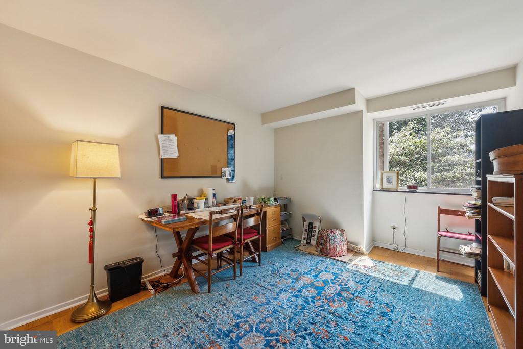 22 MANOR CIR Unit: 104