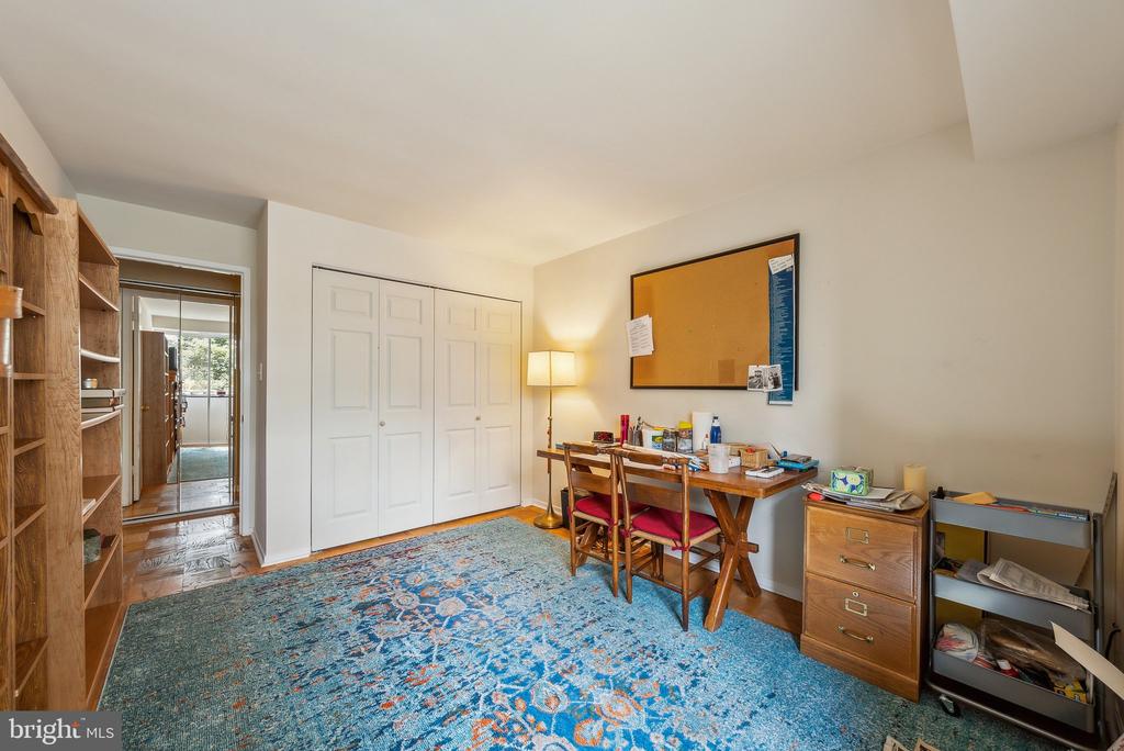 22 MANOR CIR Unit: 104
