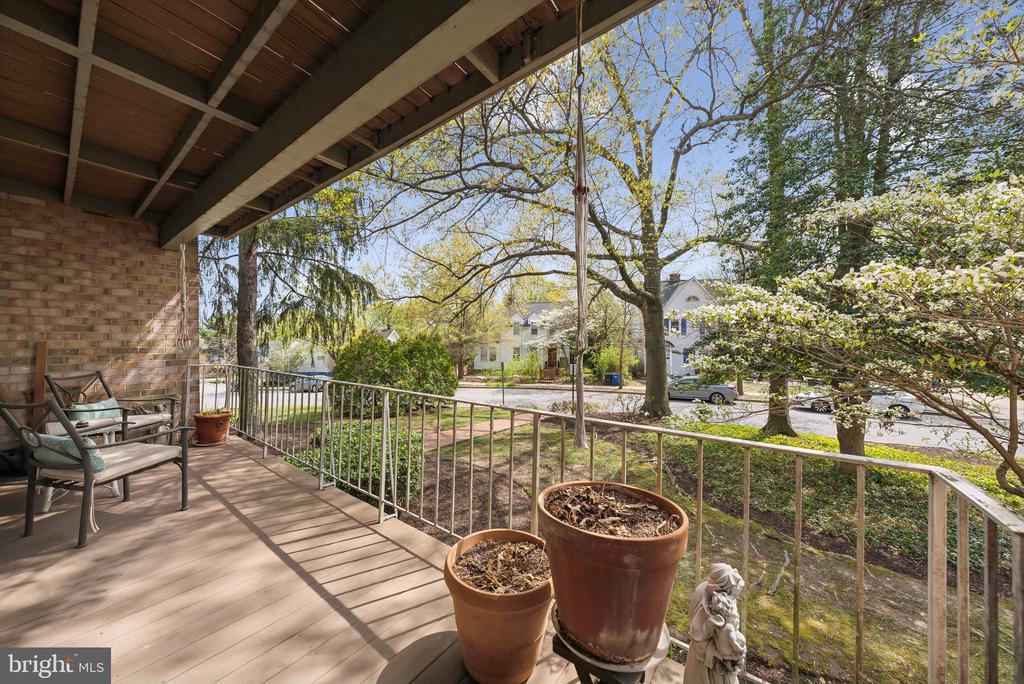 22 MANOR CIR Unit: 104