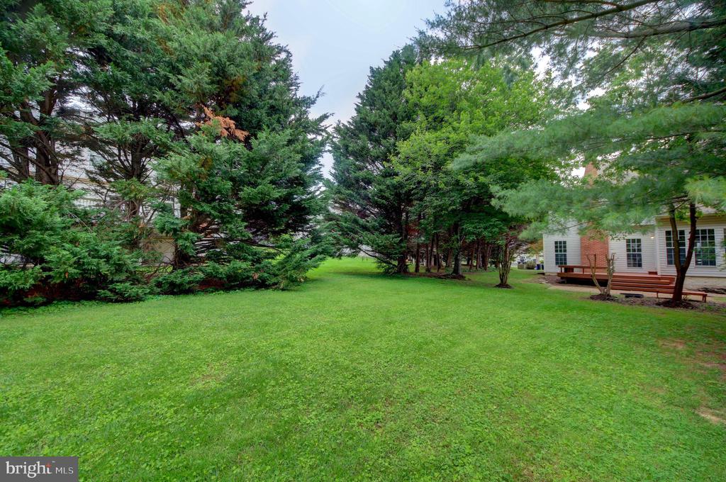 13434 FAIRLAND PARK DRIVE