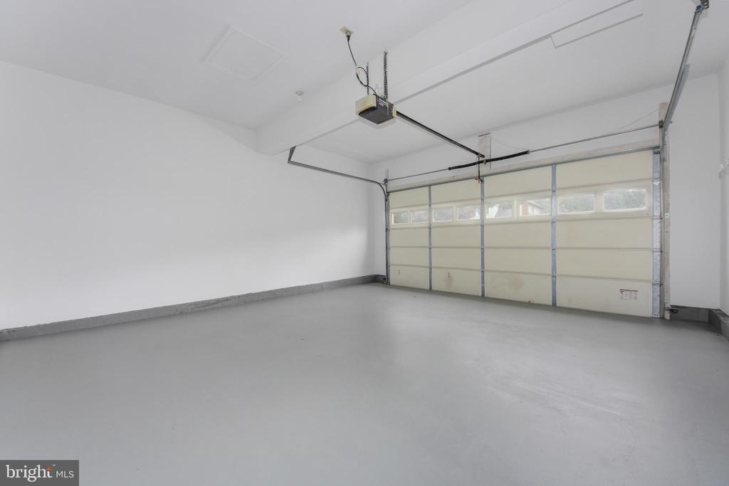 13434 FAIRLAND PARK DRIVE