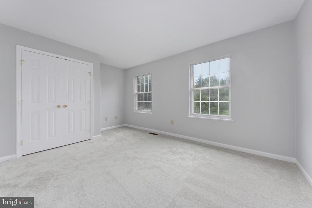 13434 FAIRLAND PARK DRIVE