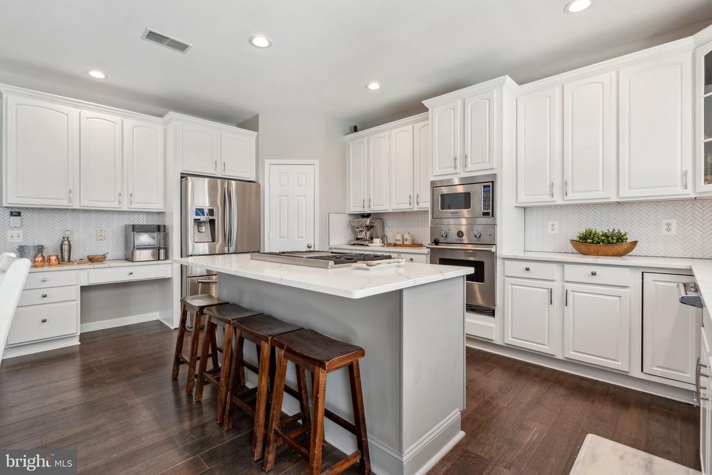 18014 WILDMAN COURT