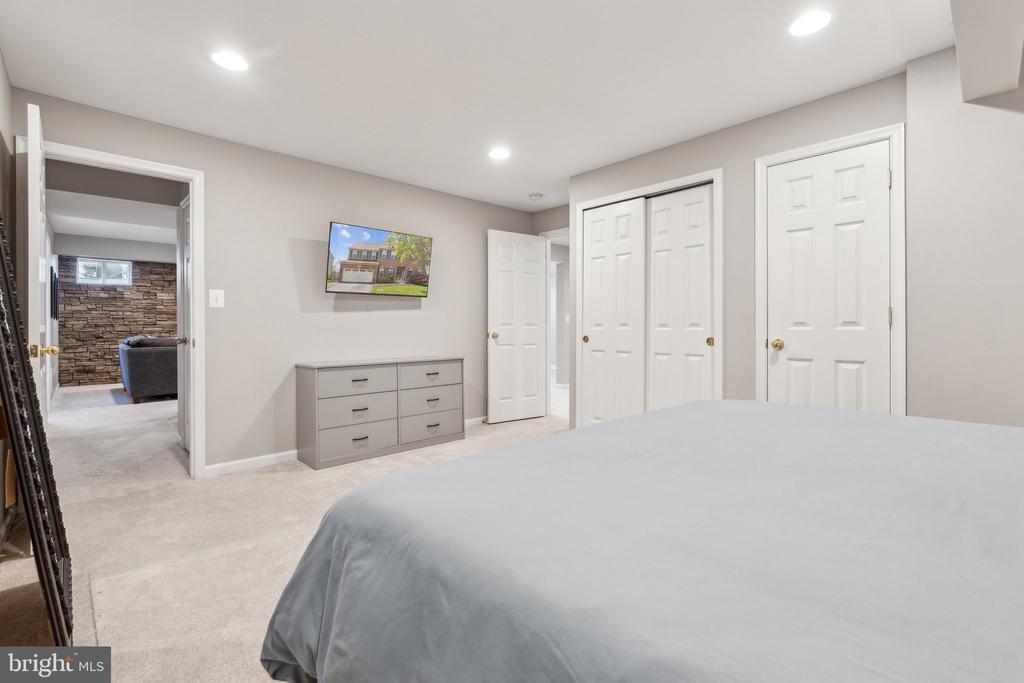 18014 WILDMAN COURT