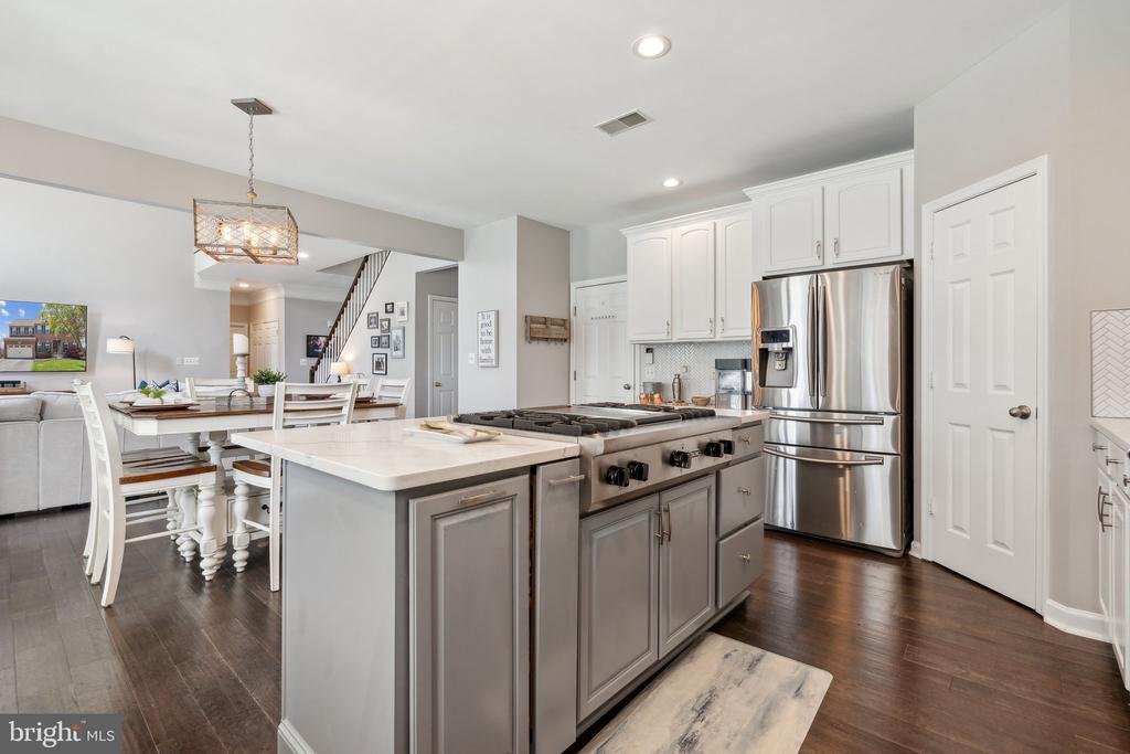 18014 WILDMAN COURT