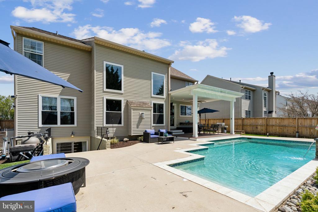 18014 WILDMAN COURT