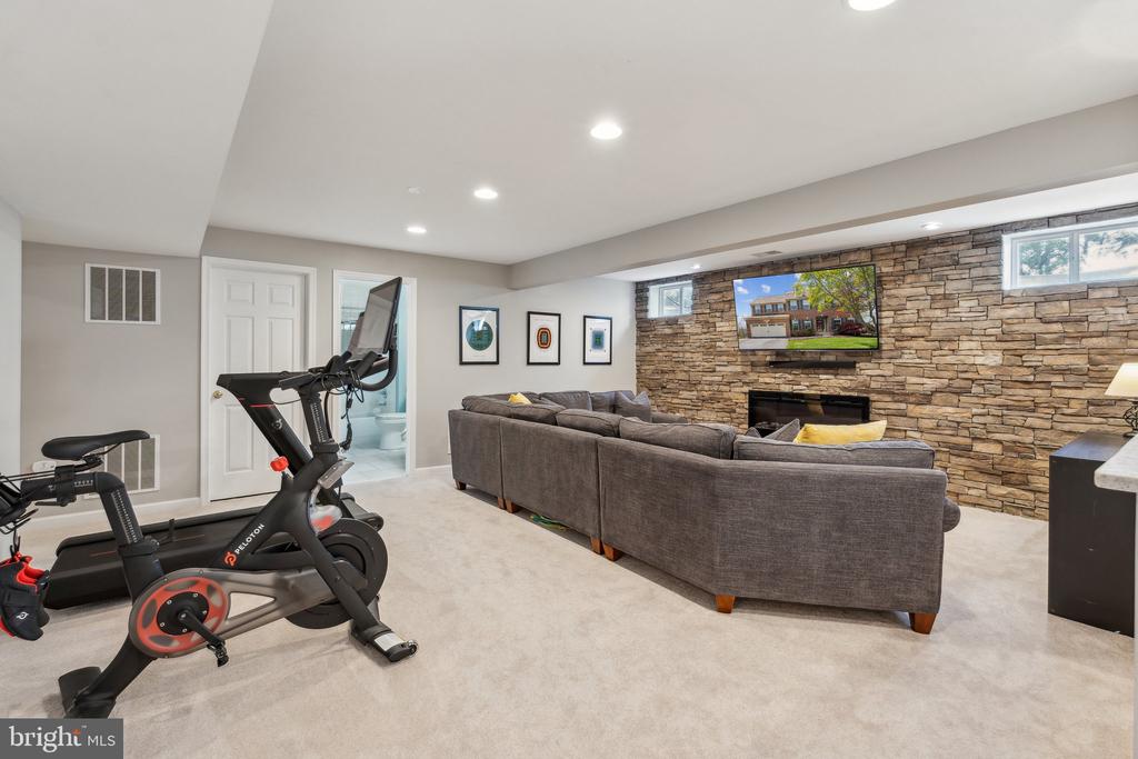 18014 WILDMAN COURT