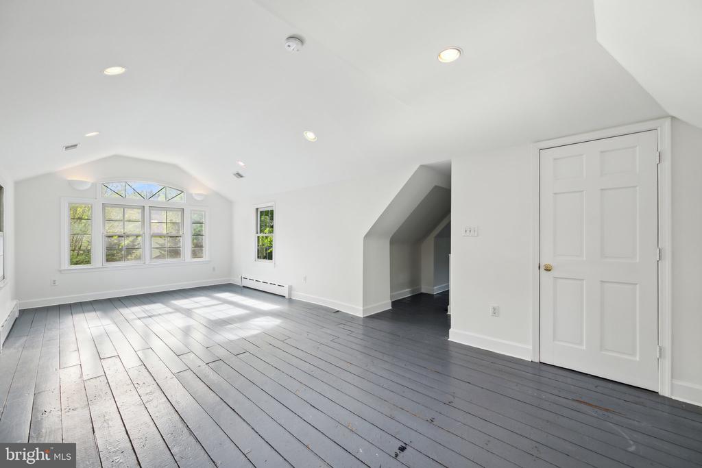 7820 CUSTER ROAD