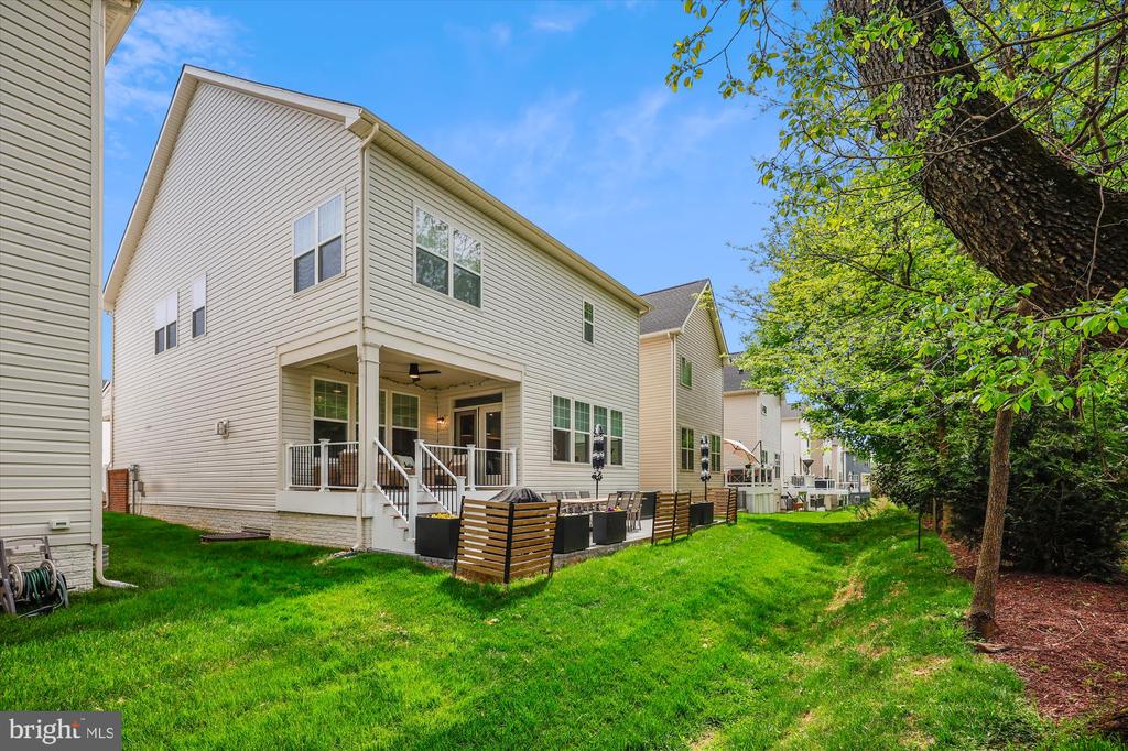 302 JOHNSON MEADOW STREET