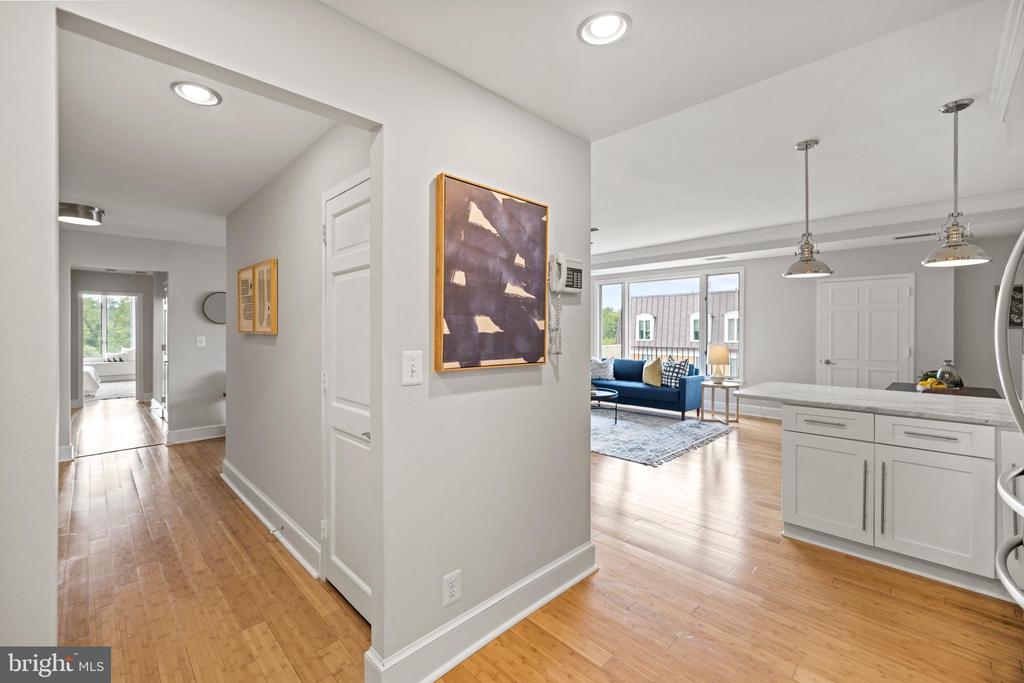 8101 CONNECTICUT AVENUE Unit: C700