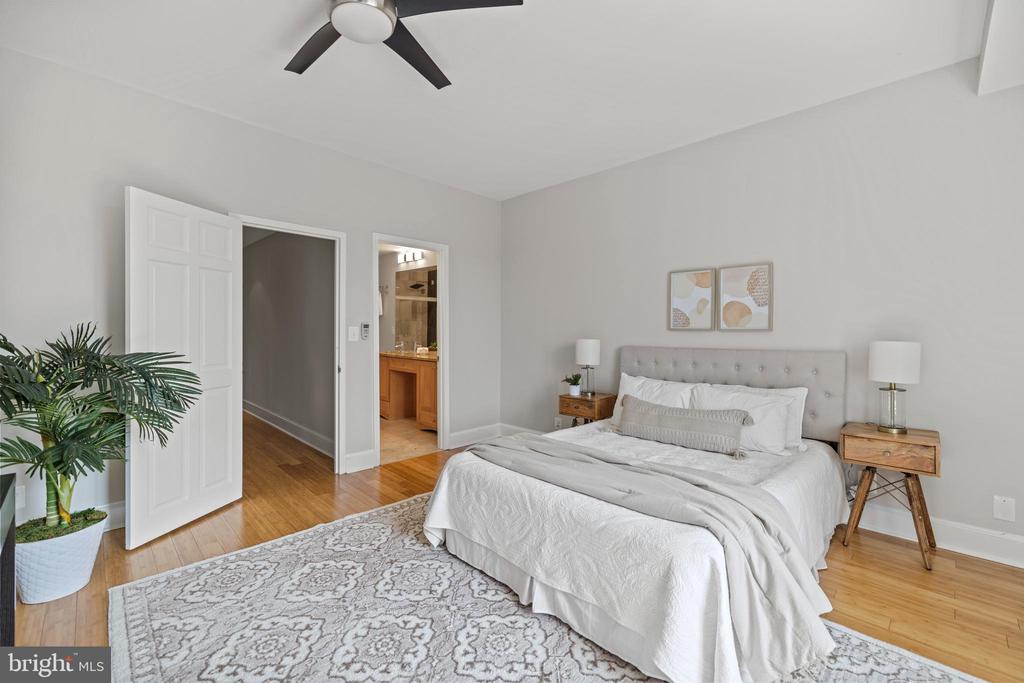 8101 CONNECTICUT AVENUE Unit: C700