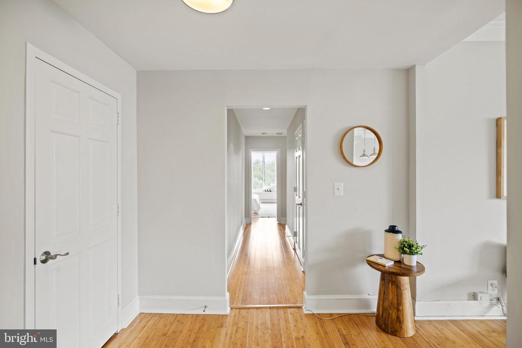 8101 CONNECTICUT AVENUE Unit: C700