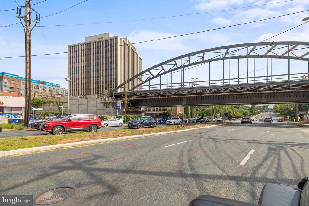 8101 CONNECTICUT AVENUE Unit: C700